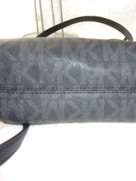 E-151 MICHAEL KORS MORGAN MEDIUM SHOULDER BAG - Picture 14 of 15